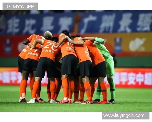 卓尔与富力精彩对决重播回顾赛场瞬间与精彩进球分析