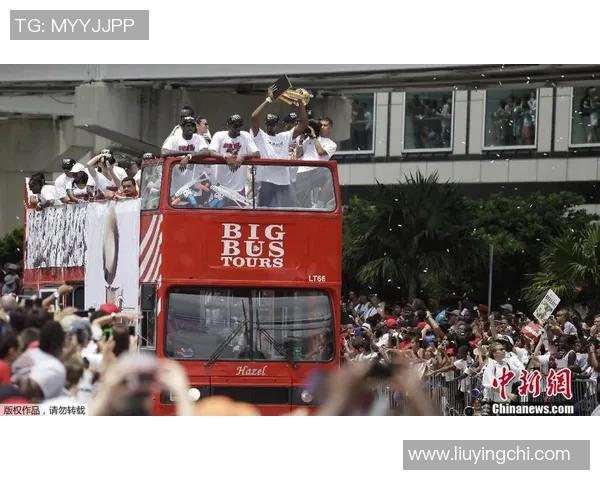 小牛队与热火队揭幕战精彩对决引发球迷热情期待 小牛队与热火队揭幕战精彩对决引发球迷热情期待